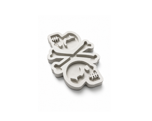 Amour Skull Ashtray